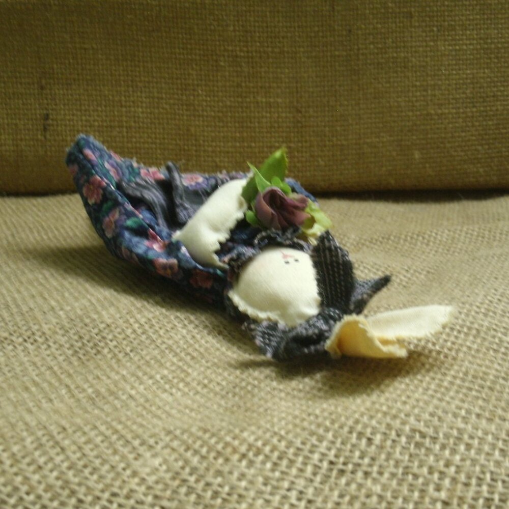 Vintage Handmade Cloth Rabbit Doll - Picture 13 of 14